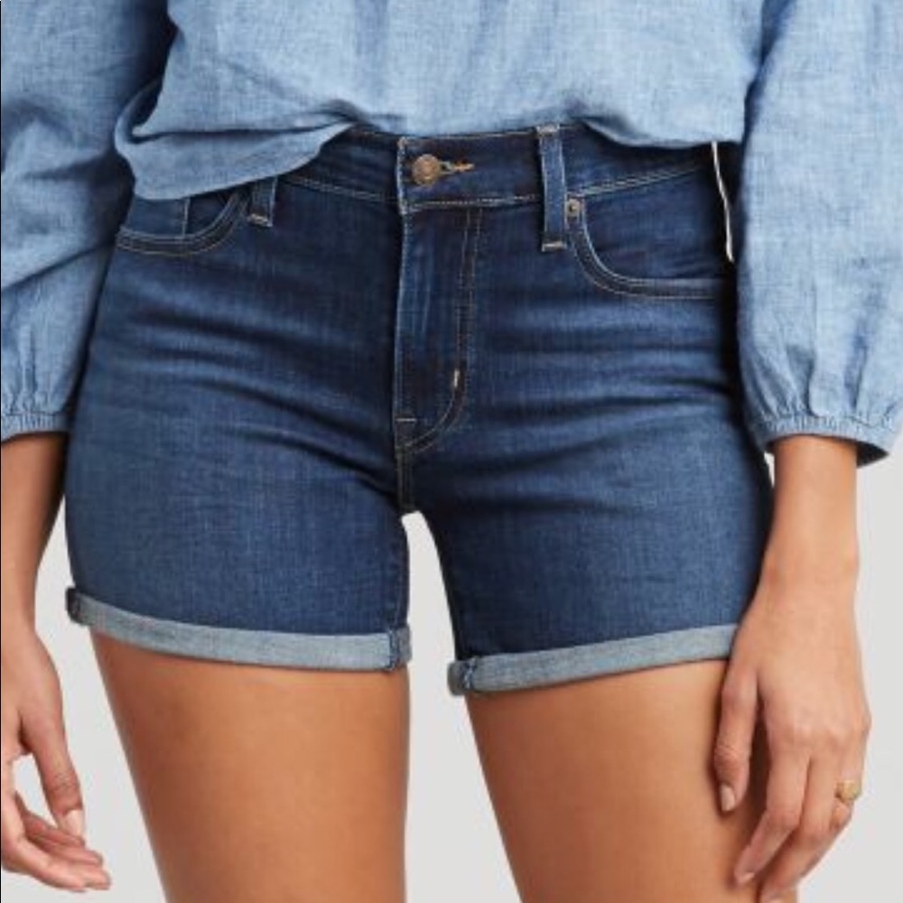 Levi jean shorts